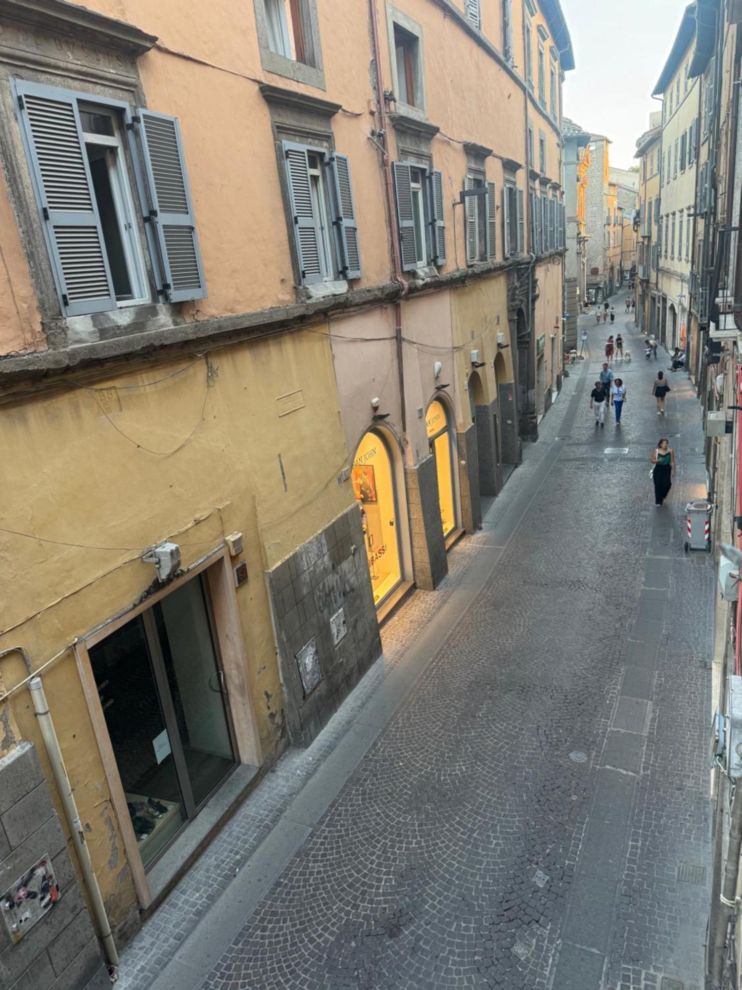 Antica Residenza Del Corso Viterbo Appartamento Vittorio Emanuele Kültér fotó